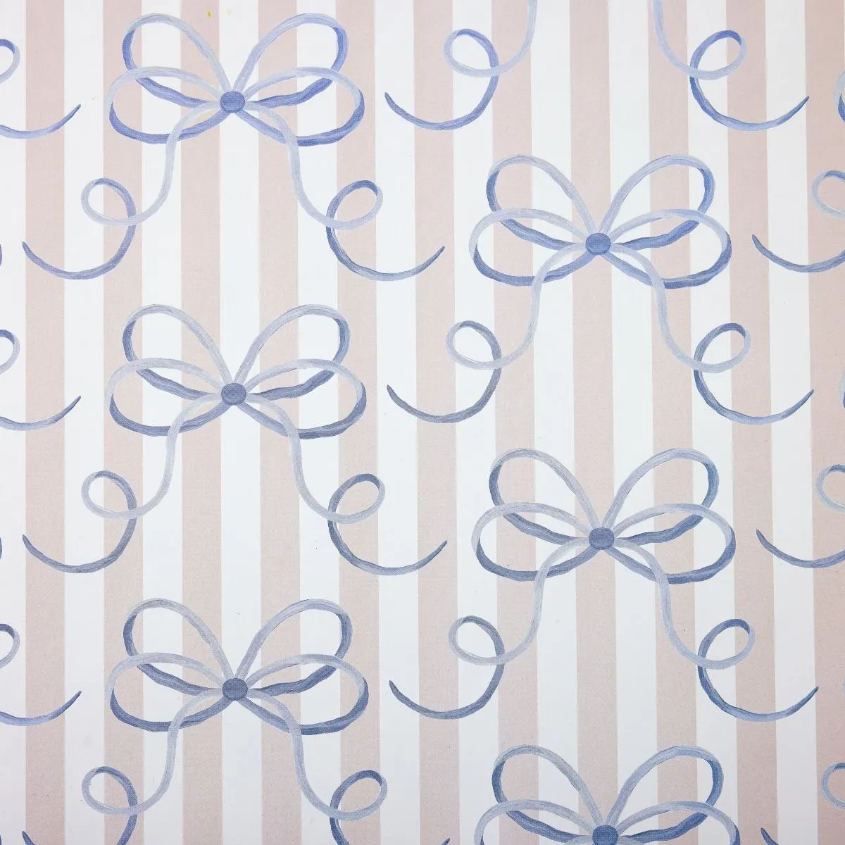 Bow & Stripe Wallpaper Swatch