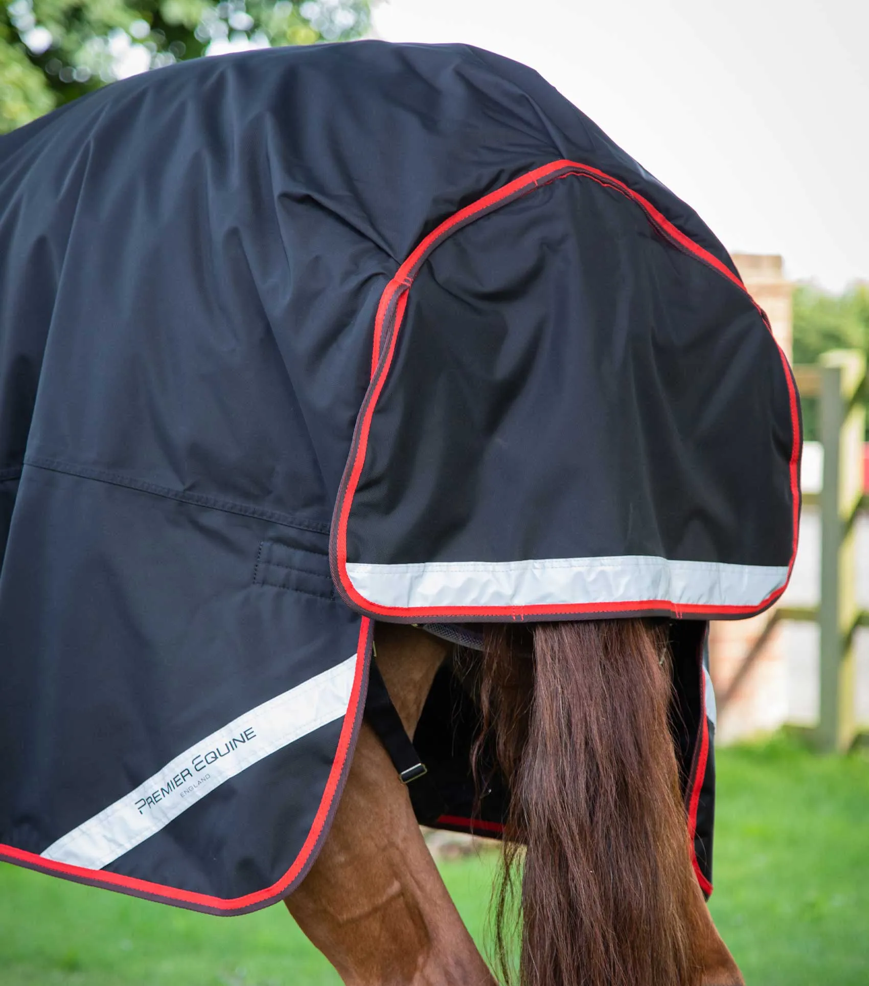 Buster Hardy 400g Half Neck Turnout Rug Black