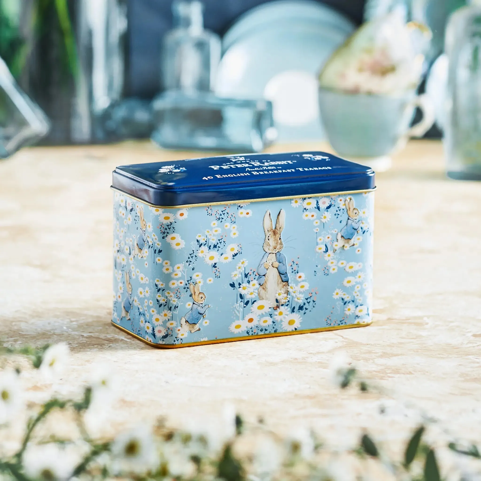 Peter Rabbit Daisies Classic Tea Tin