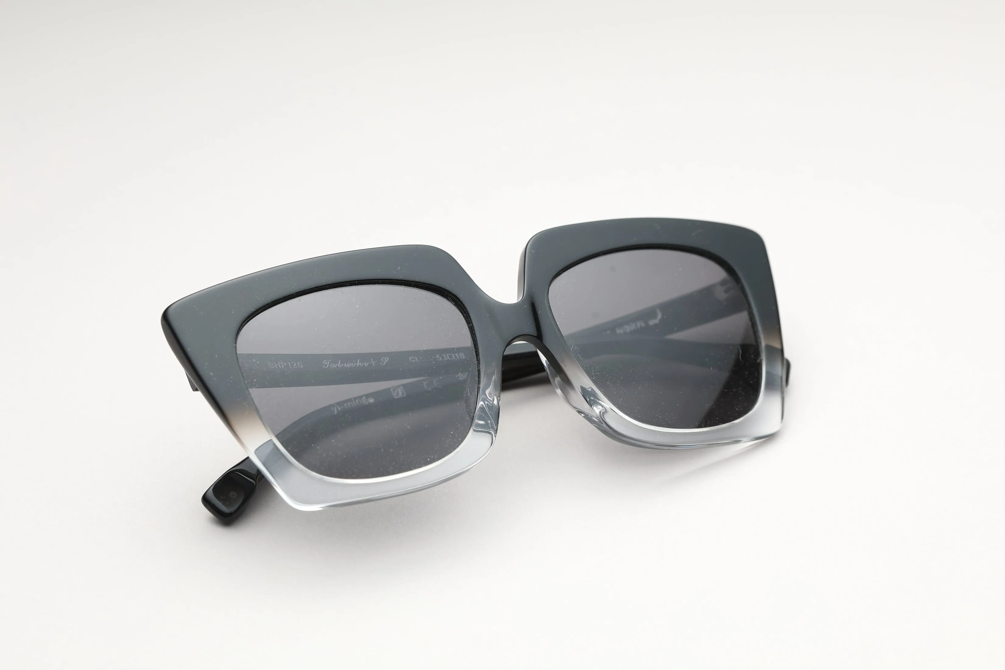 Yi-ming X Big Horn Butterfly Black   Crystal Sunglasses